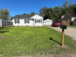 1446 Stephens Avenue, Flint, MI 48507