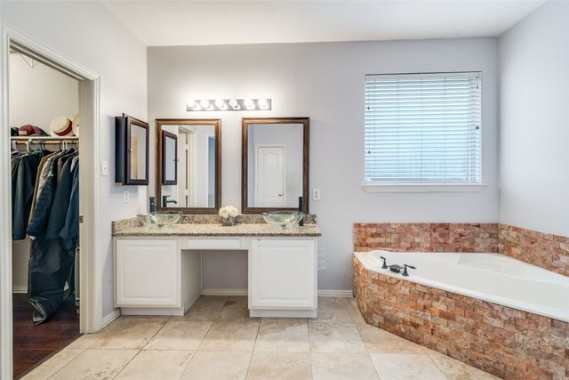 1941 Random Oaks Drive, Rockwall, TX 75087