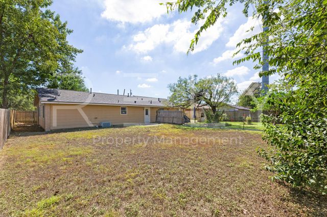 409 E Janis DR B, Georgetown, TX 78628