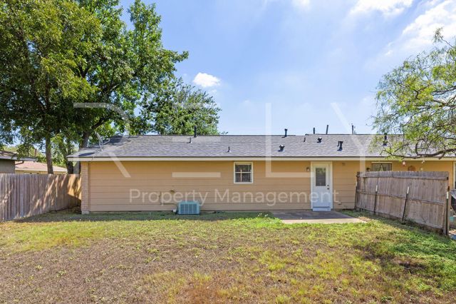 409 E Janis DR B, Georgetown, TX 78628