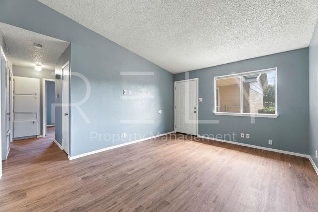 409 E Janis DR B, Georgetown, TX 78628