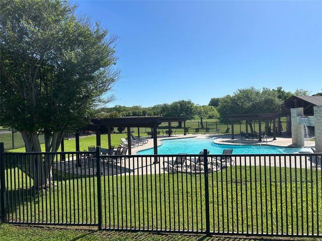 44097 Cedar Hill Dr, Whitney, TX 76692