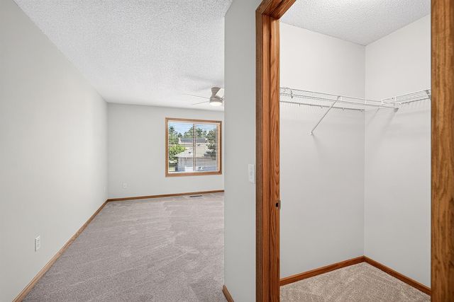 16035 Crane Street NW, Andover, MN 55304