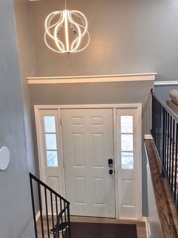 185 Ott Avenue, Glen Ellyn, IL 60137