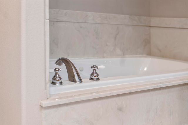 41 Barcelona Lane, Hot Springs Village, AR 71909