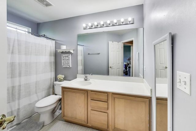 34113 N Primrose Court, Round Lake, IL 60073