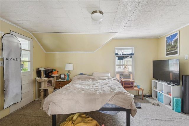 15 Ward Street, Burlington, VT 05408