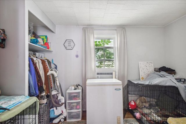 15 Ward Street, Burlington, VT 05408