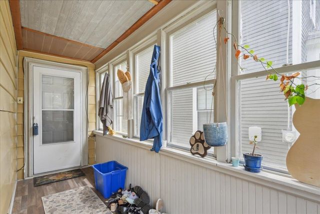 15 Ward Street, Burlington, VT 05408