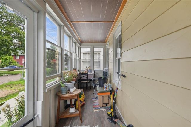 15 Ward Street, Burlington, VT 05408