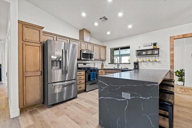 81135 Avenga Court, Indio, CA 92201