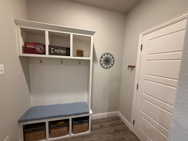 1021 Churchill Lane, Millsap, TX 76066