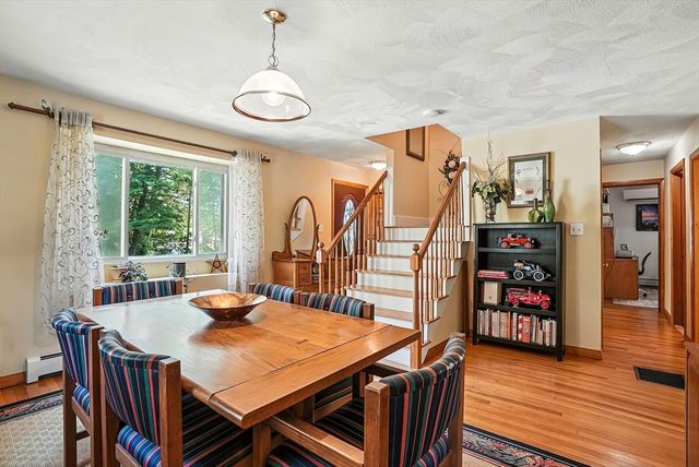 280 Leominster Rd, Sterling, MA 01564