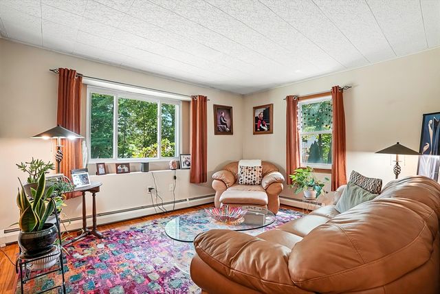 280 Leominster Rd, Sterling, MA 01564