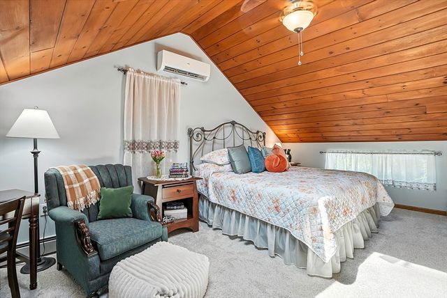 280 Leominster Rd, Sterling, MA 01564