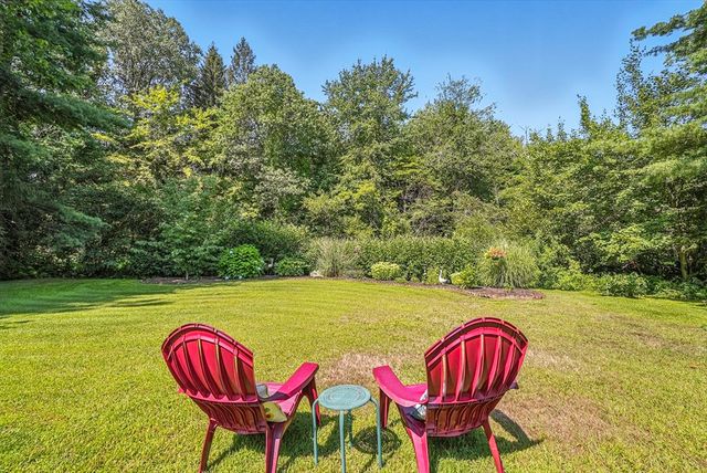 280 Leominster Rd, Sterling, MA 01564