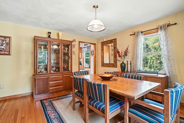 280 Leominster Rd, Sterling, MA 01564