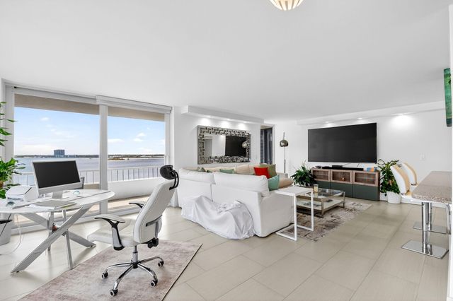 5540 N Ocean Drive 9b, Singer Island, FL 33404