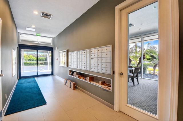 5540 N Ocean Drive 9b, Singer Island, FL 33404