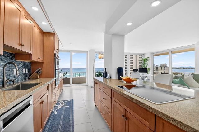 5540 N Ocean Drive 9b, Singer Island, FL 33404