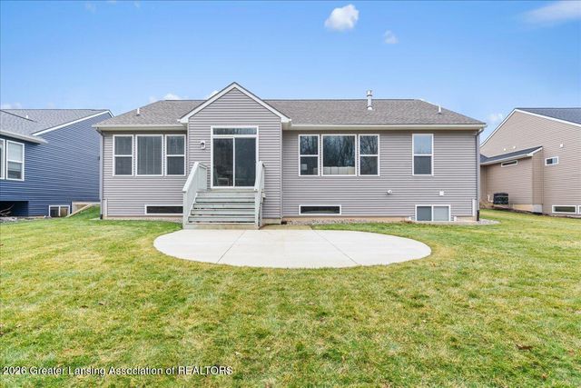 1432 Badlands Drive, Lansing, MI 48917