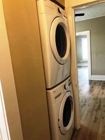 3022 School Street, Needville, TX 77461