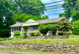 2326 Old Town Road, Bridgeport, CT 06606
