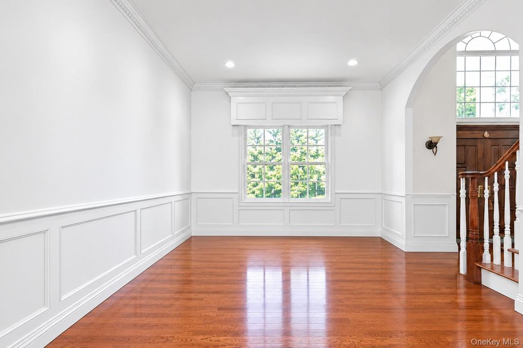 65 Threepence Drive, Melville, NY 11747 — photo 5