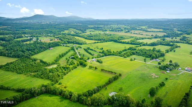 1655 Kenneytown Road, Greeneville, TN 37745