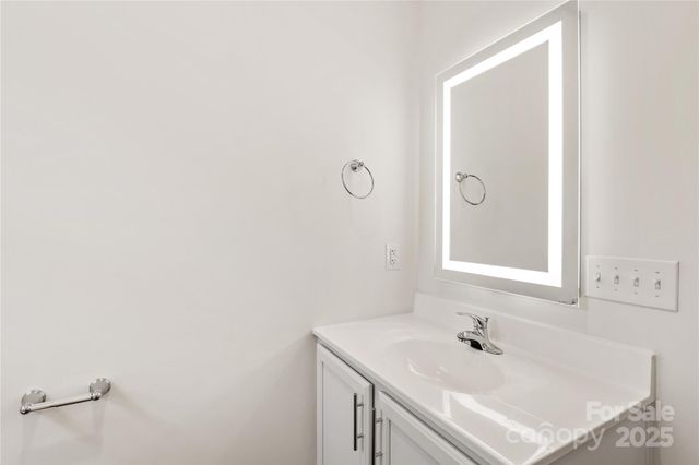 206 Cascade Ridge Road, Fairview, NC 28730