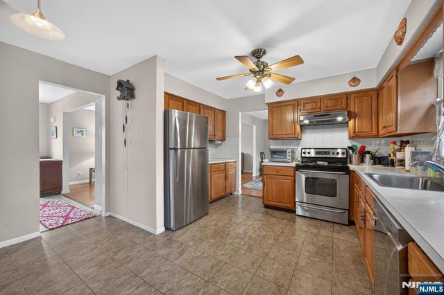 7 Chicopee Drive, Wayne, NJ 07470