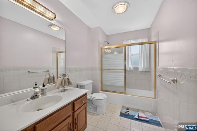 7 Chicopee Drive, Wayne, NJ 07470