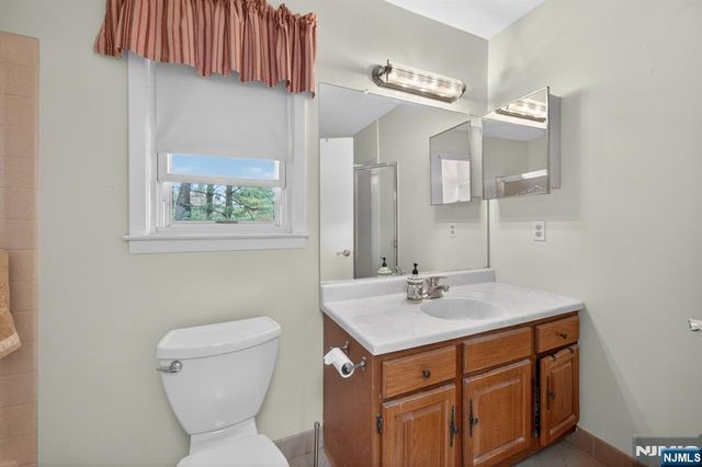 7 Chicopee Drive, Wayne, NJ 07470