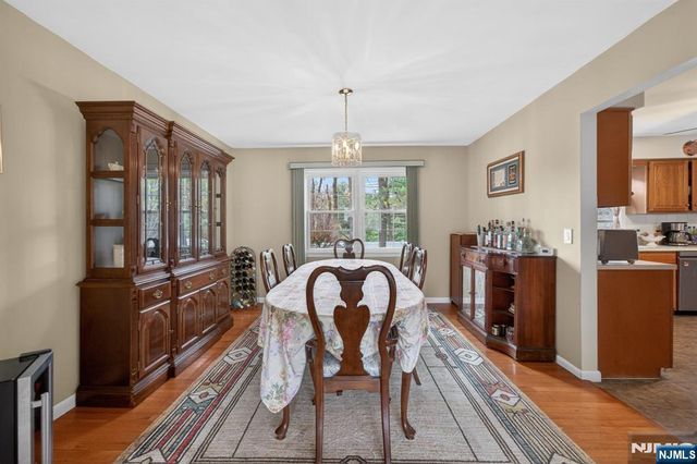 7 Chicopee Drive, Wayne, NJ 07470