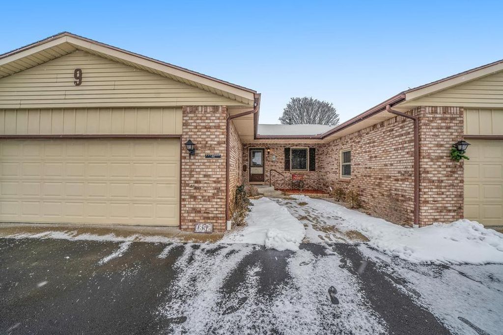 1852 Elizabeth Lane 77, Jenison, MI 49428