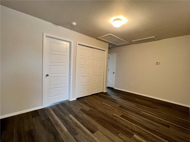 3271 Red Tail Way, Farmington, AR 72730
