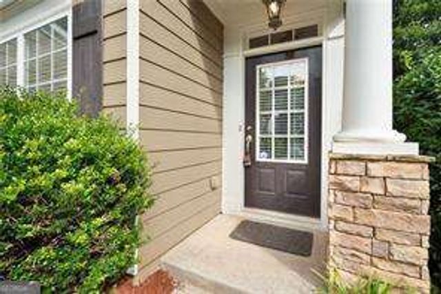 320 Pintail Court, Suwanee, GA 30024