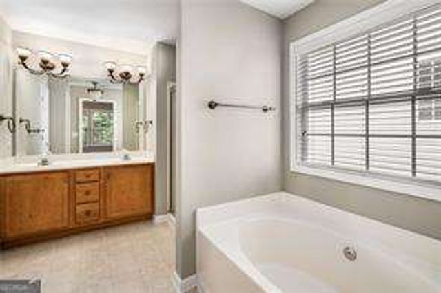 320 Pintail Court, Suwanee, GA 30024