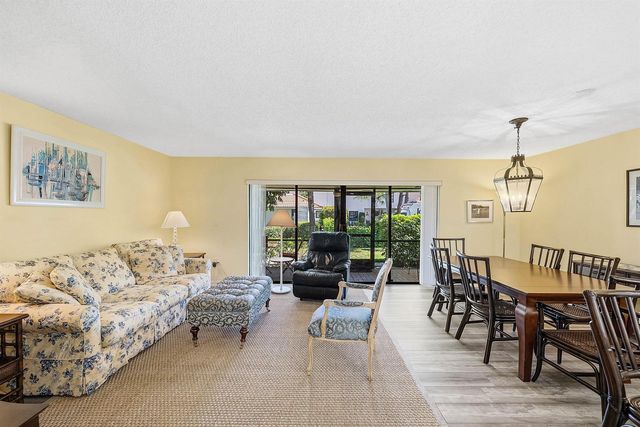 4101 Kittiwake Court Kittiwake, Boynton Beach, FL 33436