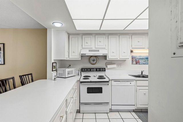 4101 Kittiwake Court Kittiwake, Boynton Beach, FL 33436