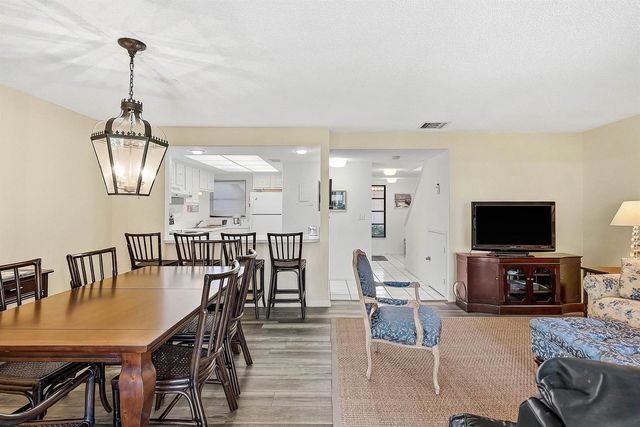 4101 Kittiwake Court Kittiwake, Boynton Beach, FL 33436