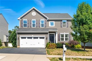 347 Ranchero Dr, Moon/crescent Twp, PA 15108