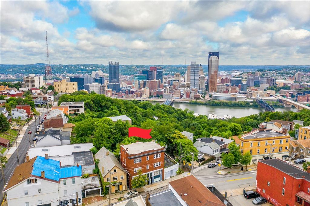 0 Boggs, Mt Washington, PA 15211