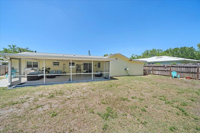 3247 WOODMONT DRIVE, Sarasota, FL 34232