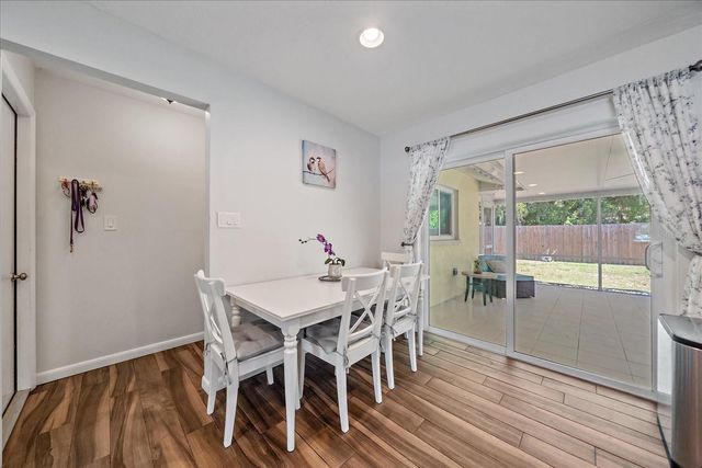 3247 WOODMONT DRIVE, Sarasota, FL 34232