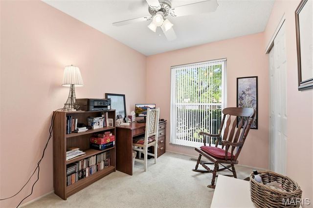 776 Coach Light Lane, Hazelwood, MO 63042
