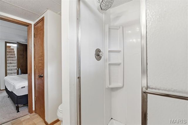 776 Coach Light Lane, Hazelwood, MO 63042