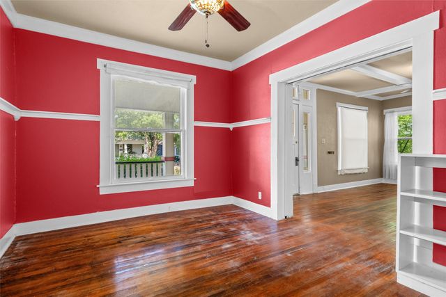 2231 Hurley Avenue, Fort Worth, TX 76110