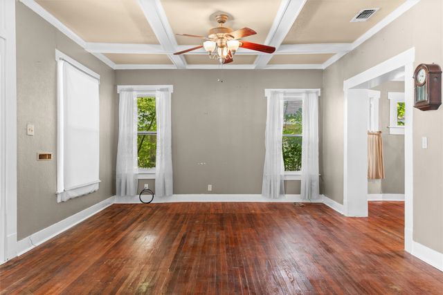 2231 Hurley Avenue, Fort Worth, TX 76110