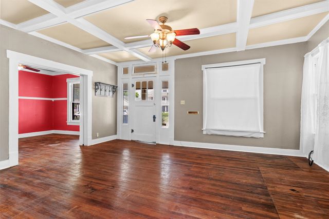 2231 Hurley Avenue, Fort Worth, TX 76110